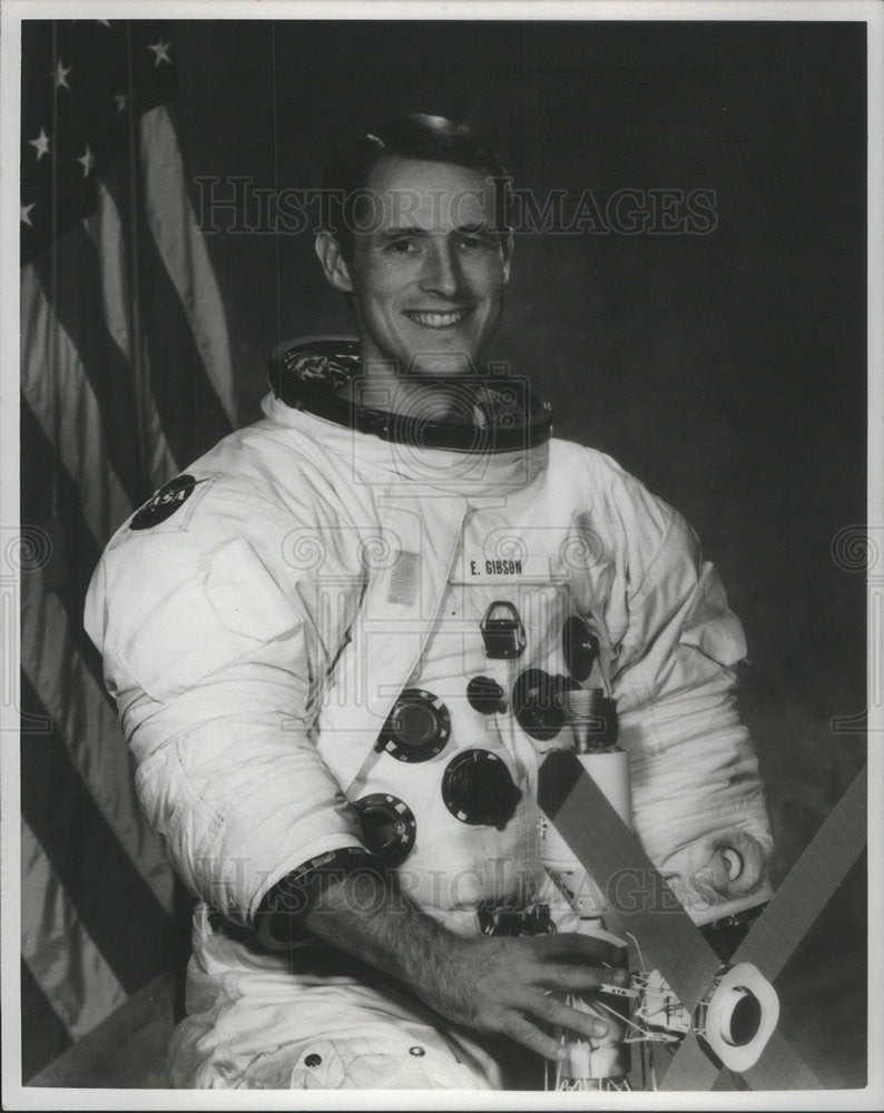 1972 Edward George Gibson former NASA astronaut pilot engineer - Historic Images
