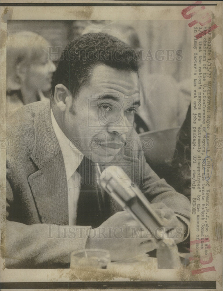 1977 Press Photo Mayor Kenneth Gibson Newark chairman U S Conference Mayors - Historic Images