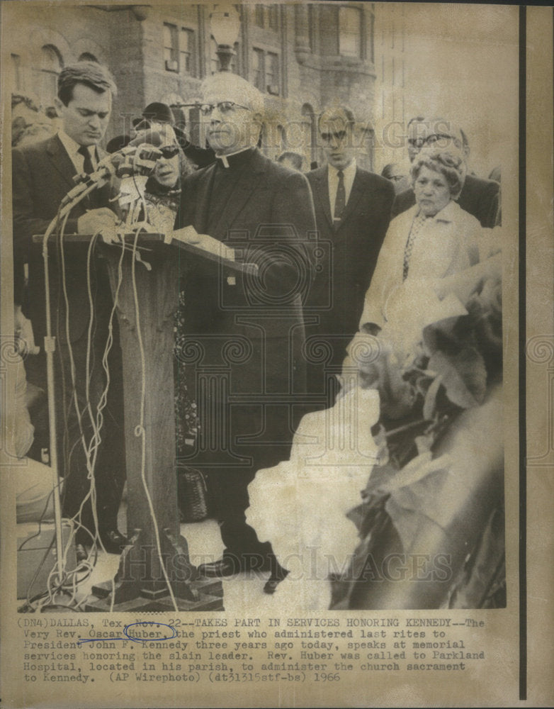 1966 Very Rev Oscar Huber Pres John F Kennedy - Historic Images