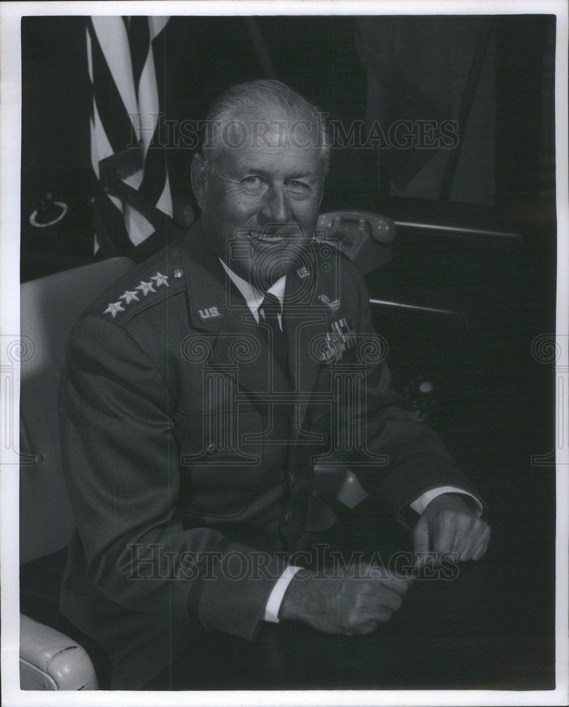 Press Photo Gen Thomas S Powers Strategic Air Commander - Historic Images