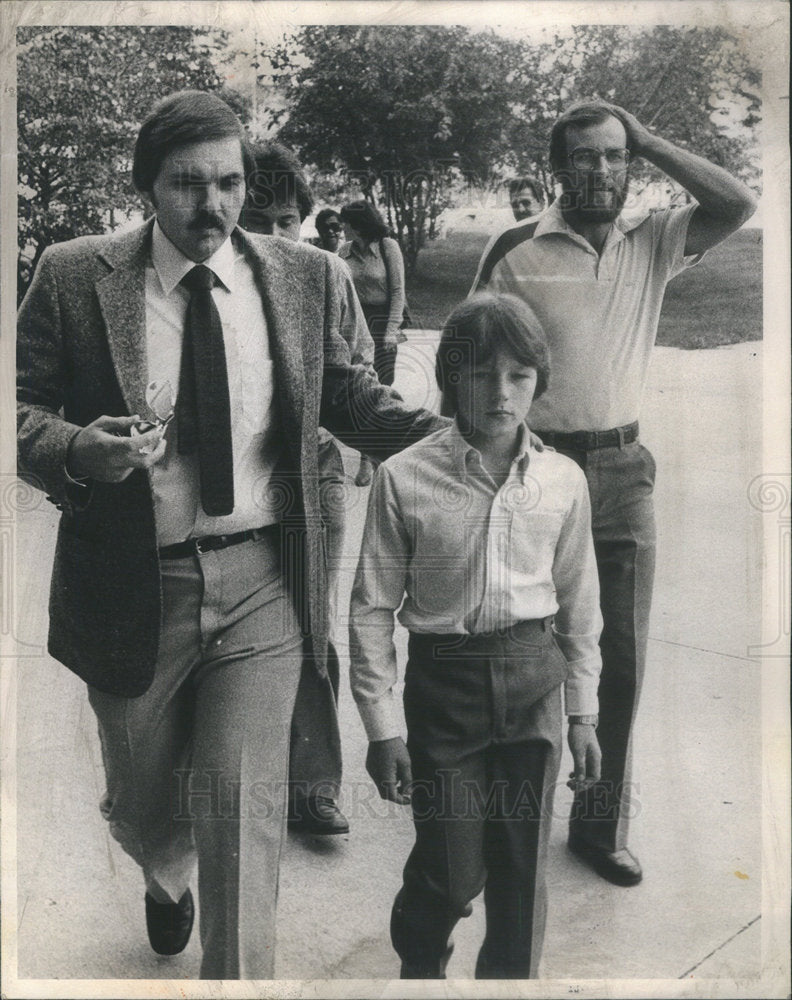 1980 Press Photo Water Polovchak Ukrainian-American Child - Historic Images