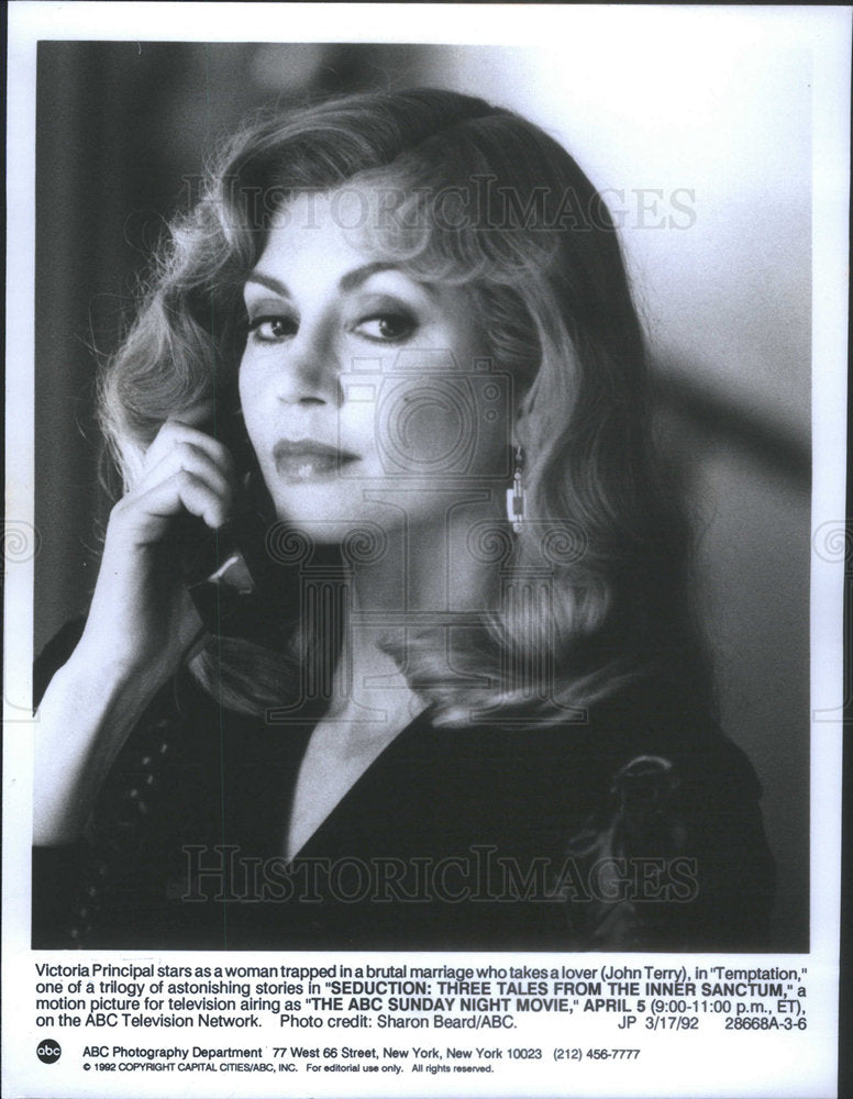 1992 Press Photo Victoria Principal American actress author businesswoman - Historic Images