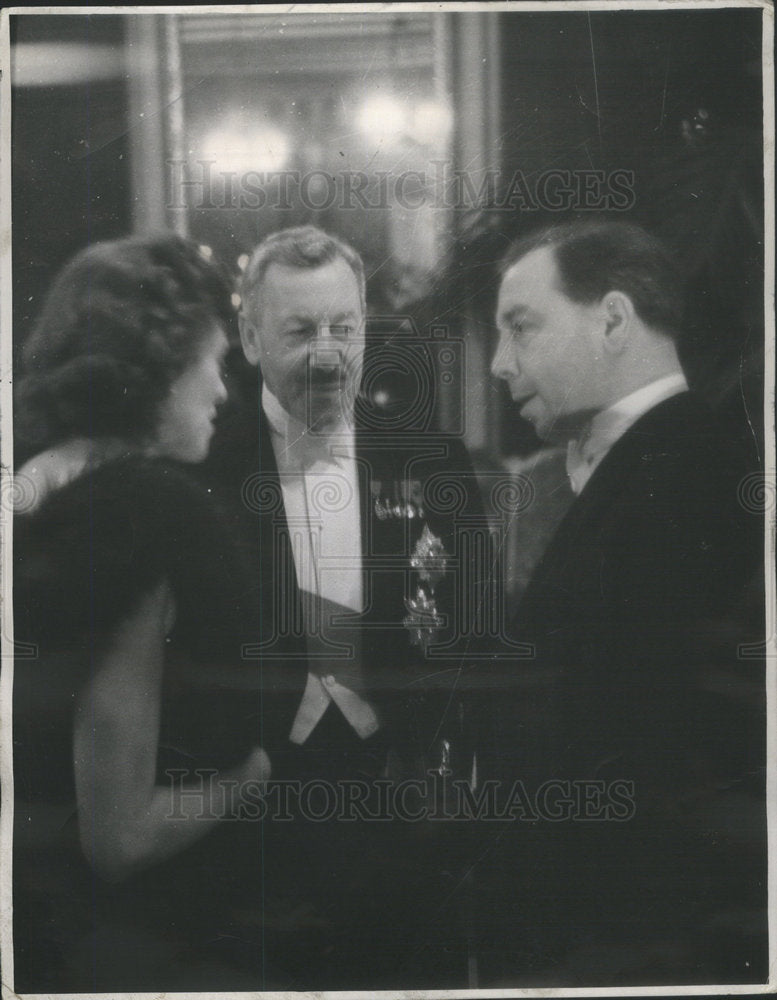 1939 Prominent Britons Playwright Novelist Priestley - Historic Images