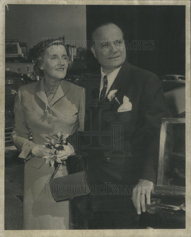 1952 Press Photo Mr. and Mrs. Jean Fardulli after wedding - Historic Images