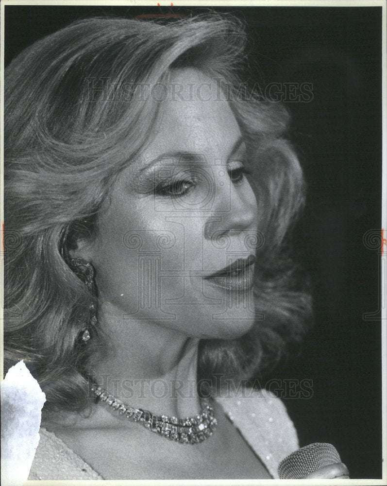 1983 Press Photo Carolyn Farb says she is still crazy about her ex-husband - Historic Images