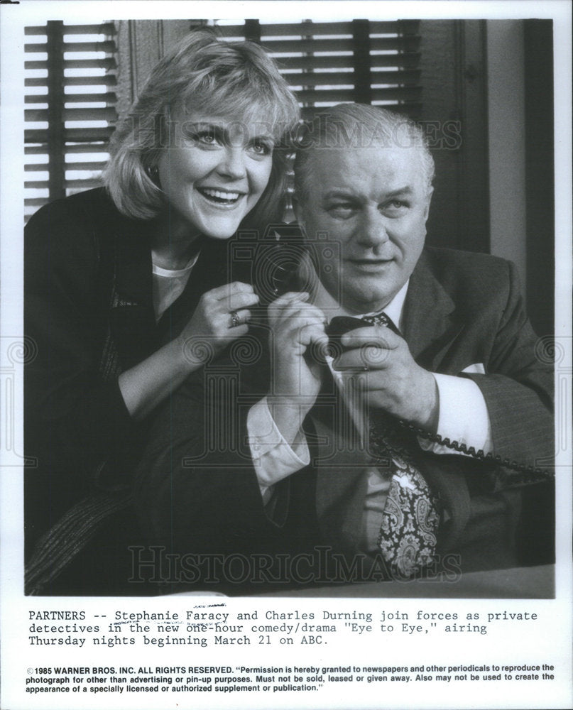 PRESS PHOTO  STEPHANIE FARACY AMERICAN FILM TELEVISION ACTRESS CHARLES DURNING - Historic Images