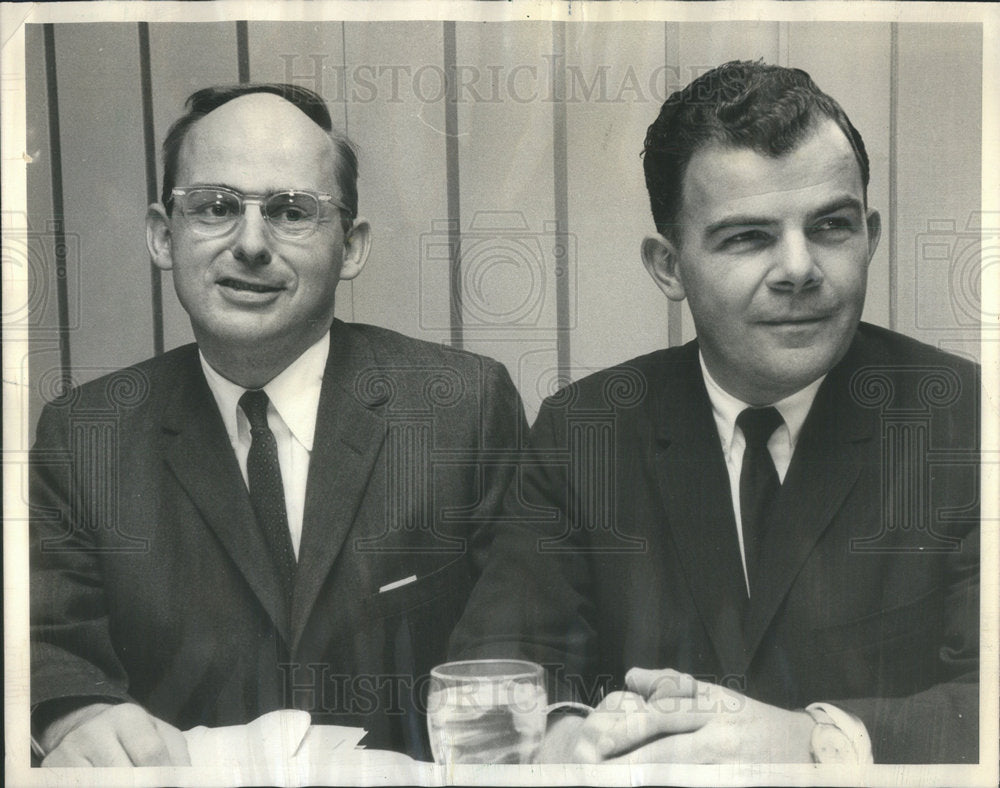 1966 Adlai Stevenson III and Harris Rowe at City Club Luncheon - Historic Images