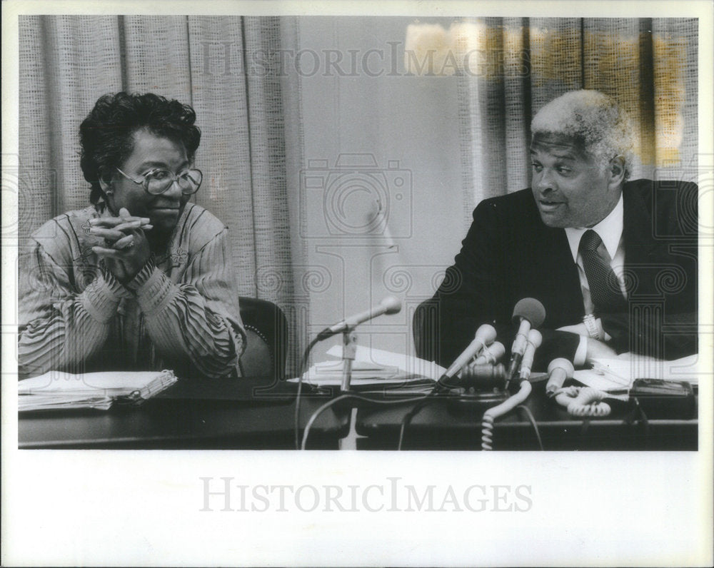 1985 Press Photo Amanda Rudd commissioner Chicago public library James Lowry - Historic Images