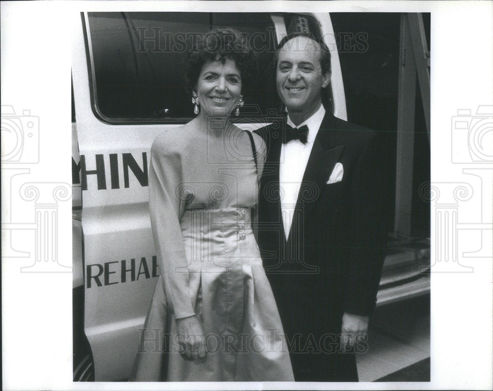 1990 Press Photo Madeline Michael Rosenberg Variety Club Ball - RSC75453 - Historic Images