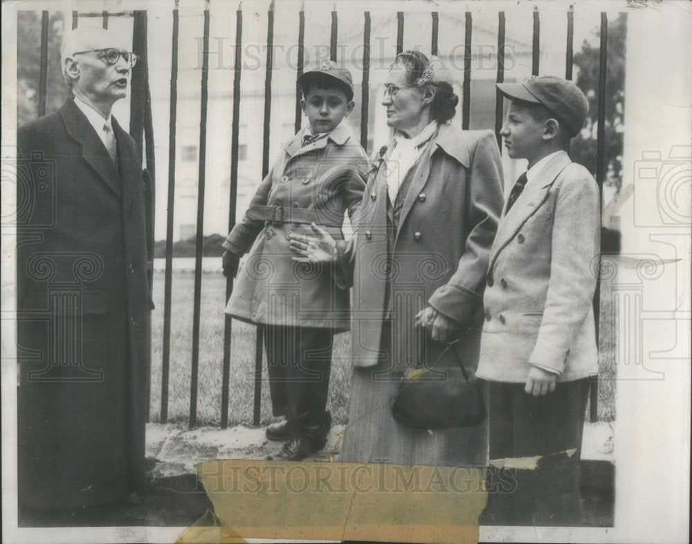 1953 Press Photo Michael and Robert Rosenberg,sons of convicted atom spies - Historic Images