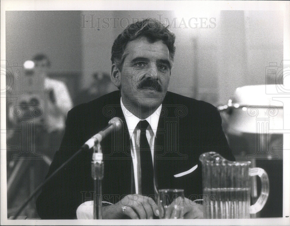 1988 Press Photo Dennis Farina &quot;The Hearings&quot; NBC-TV Crime Story - Historic Images