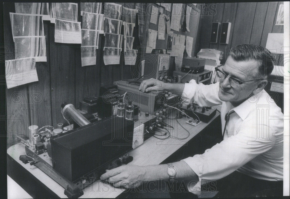 1975 Hurricane Gladys Satellite Photographer Dave Farmer - Historic Images