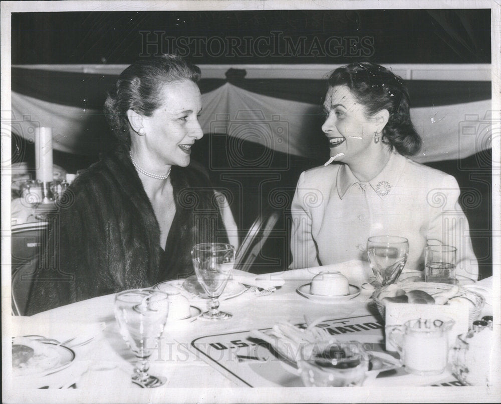 1957 Childrens Memorial Hospital Womens Board Dinner Waternulder - Historic Images