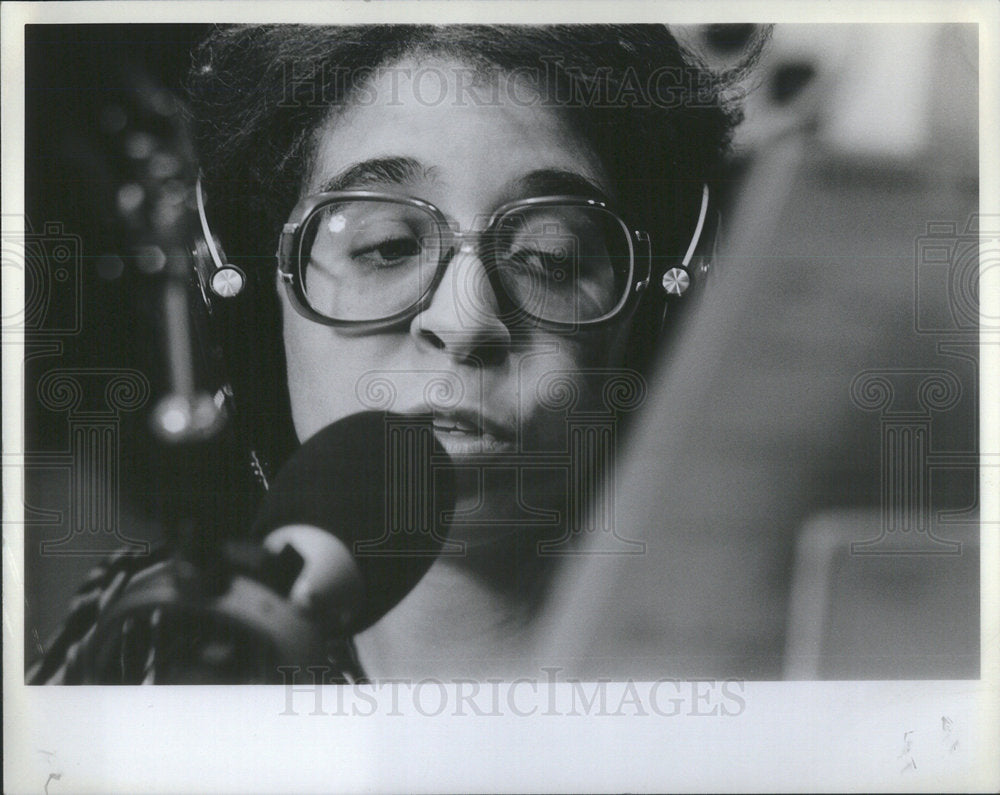 1982 Press Photo J. Rince radio artist - Historic Images