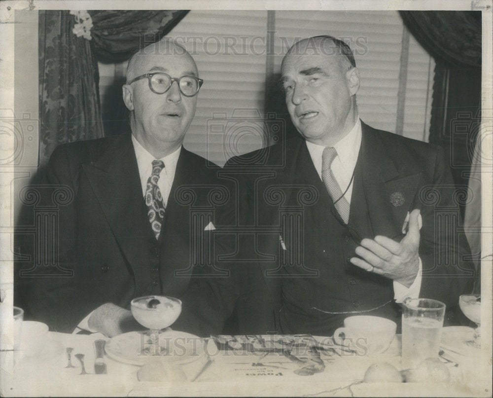 1950 Press Photo Floyd Odlum and Orville Taylor at the Arthritis and Rheumatism - Historic Images