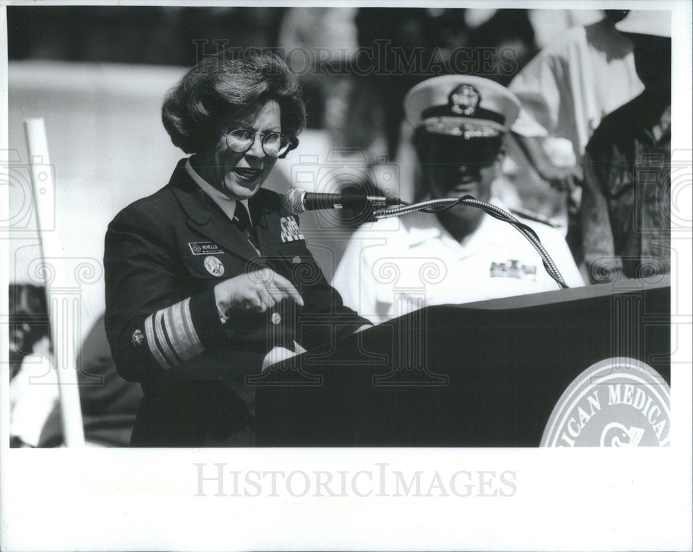 1992 Press Photo U S Surgeon General Antonia Novella anti smoking rally - Historic Images