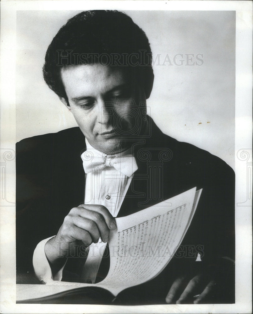 1972 Jorge Mester Mexican Conductor Louisville Symphony Grant Park - Historic Images