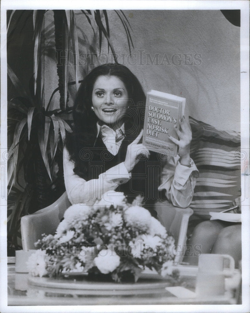 1972 Theresa Gutierrez co host - Historic Images