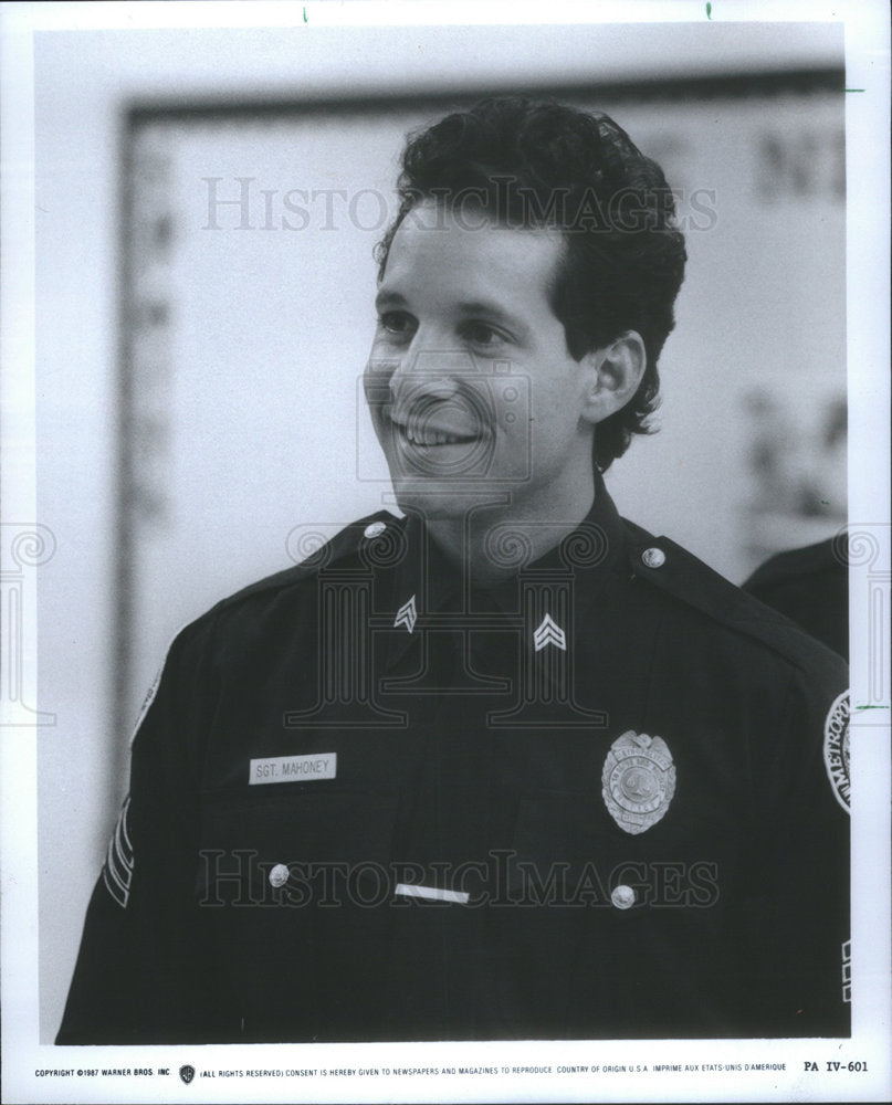 1987 Press Photo Steven Robert Steve Guttenberg Police Academy Citizens Patrol - Historic Images