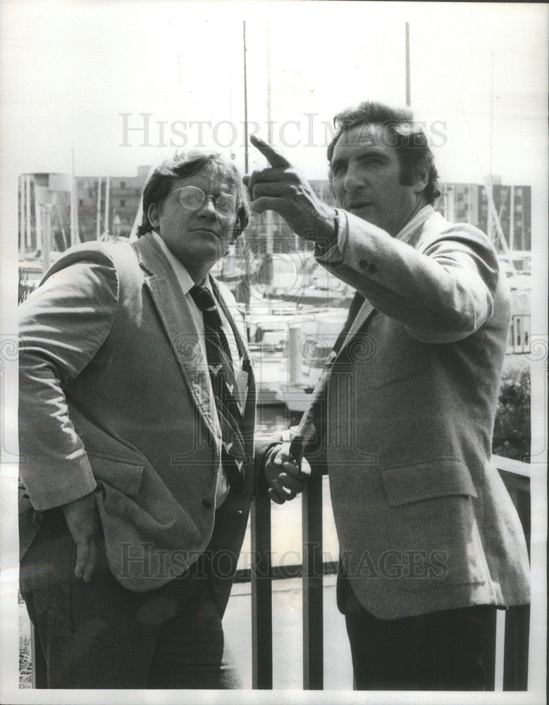 1977 Press Photo Delvecchio Judd Hirsch Charles Haid CBS - Historic Images