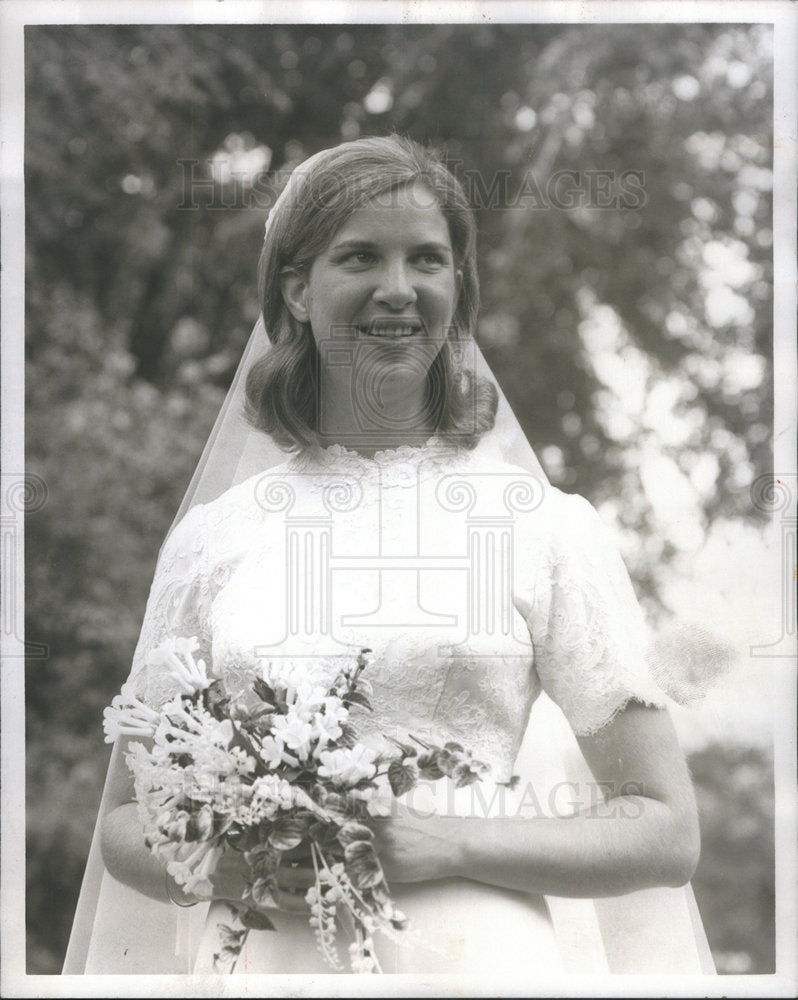 1970 MISS ANNE CLARK MARRIED CHARLES C. HAFFNER III - Historic Images