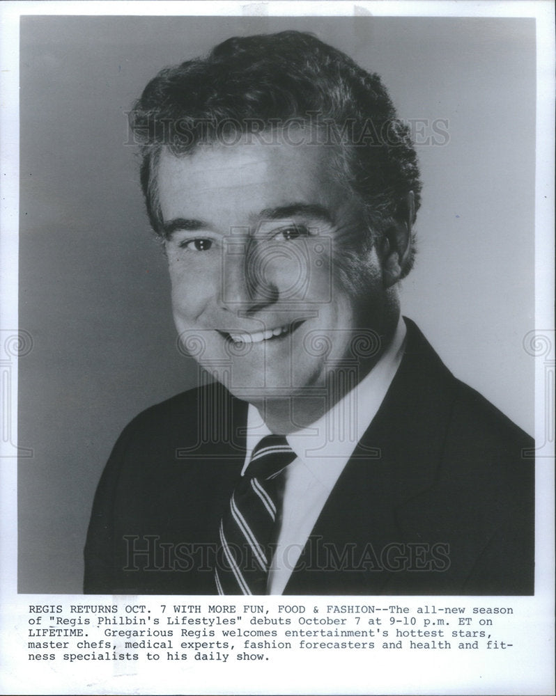 Press Photo Gregarious Regis Philbin Welcomes Stars, Celebrities & Experts - Historic Images