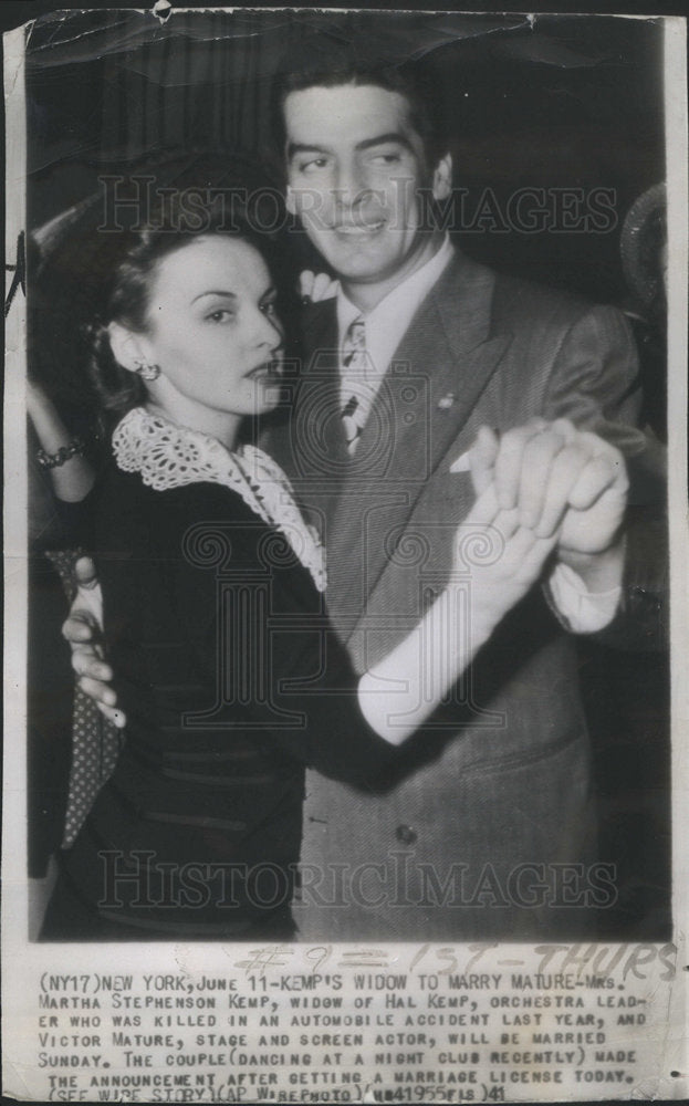 1941 Press Photo Victor Mature American Film & Television Actor - Historic Images