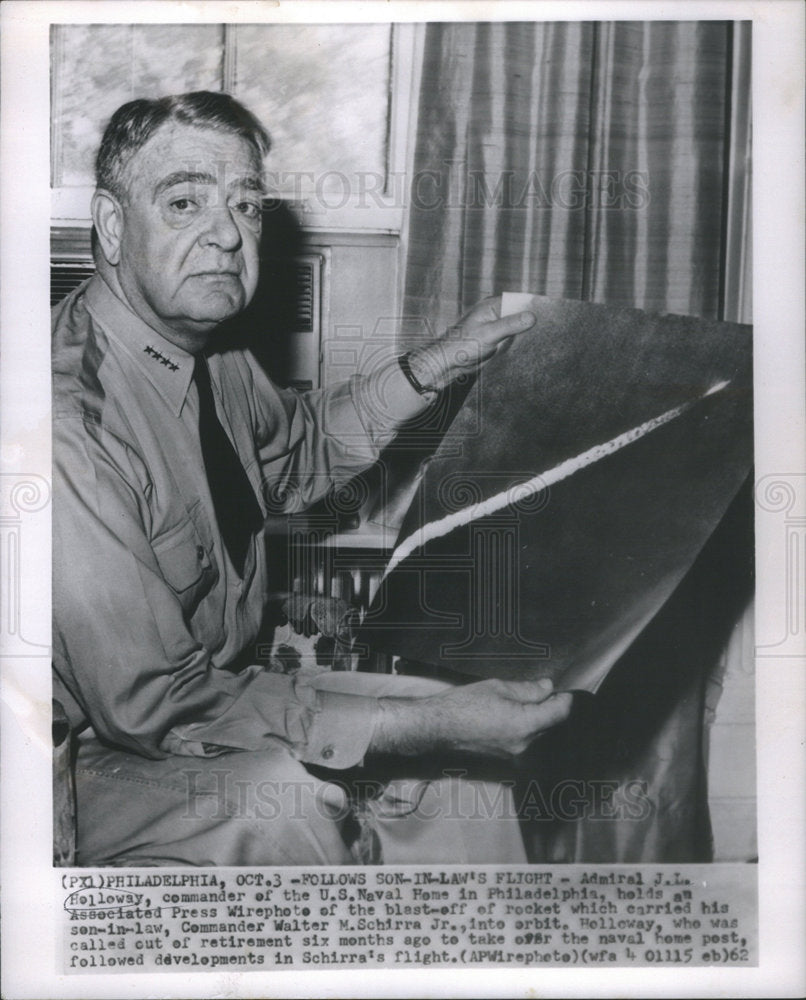 1962 ADMIRAL J. L. HOLLOWAY COMMANDER U.S. NAVAL HOME PHILADELPHIA - Historic Images