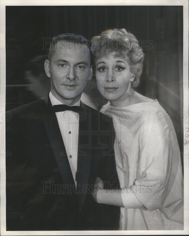 1959 Will and Dorothy Holt actors husband and wife - Historic Images