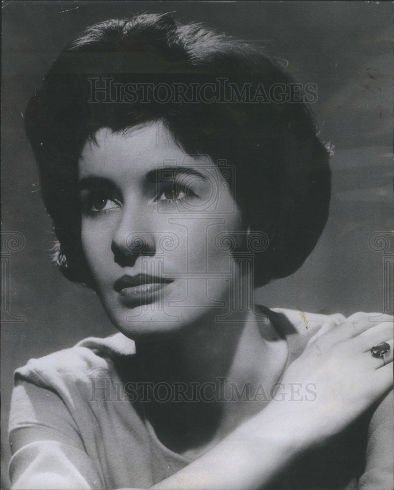 1960 Press Photo Sally Home cast member of &quot;Duel of Angels&quot; BlackstoneTheater - Historic Images