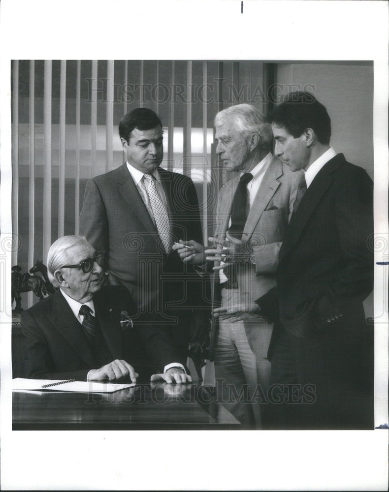 1986 Press Photo EDWIN N. HOMER EXECUTIVE ROBERT ALAN R. EDELSON - Historic Images