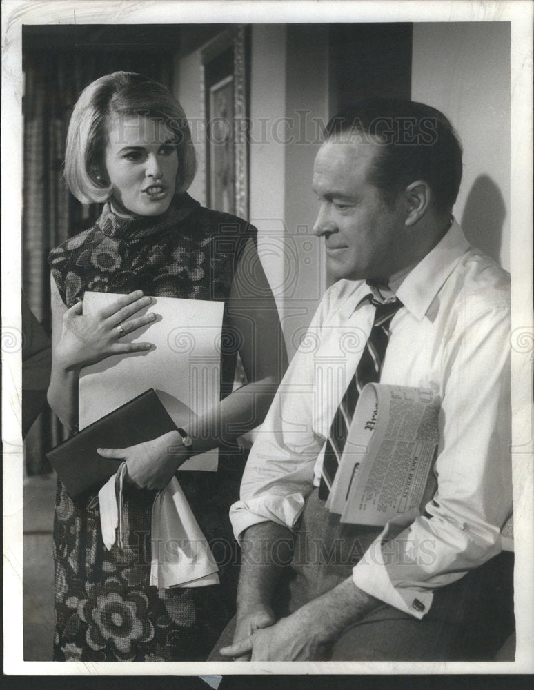 1967 Picture of Linda Hope actress - Historic Images