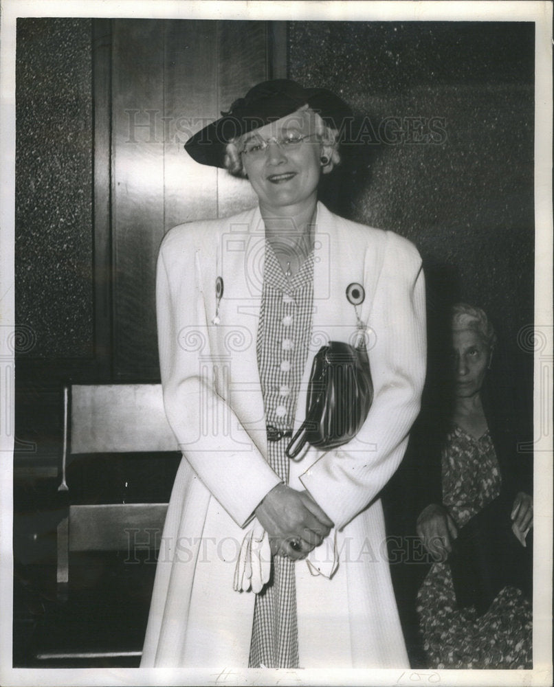 1948 Mrs. Irene Walter Matz Wife of Hellmuth Matz Appear Jury Hearin - Historic Images