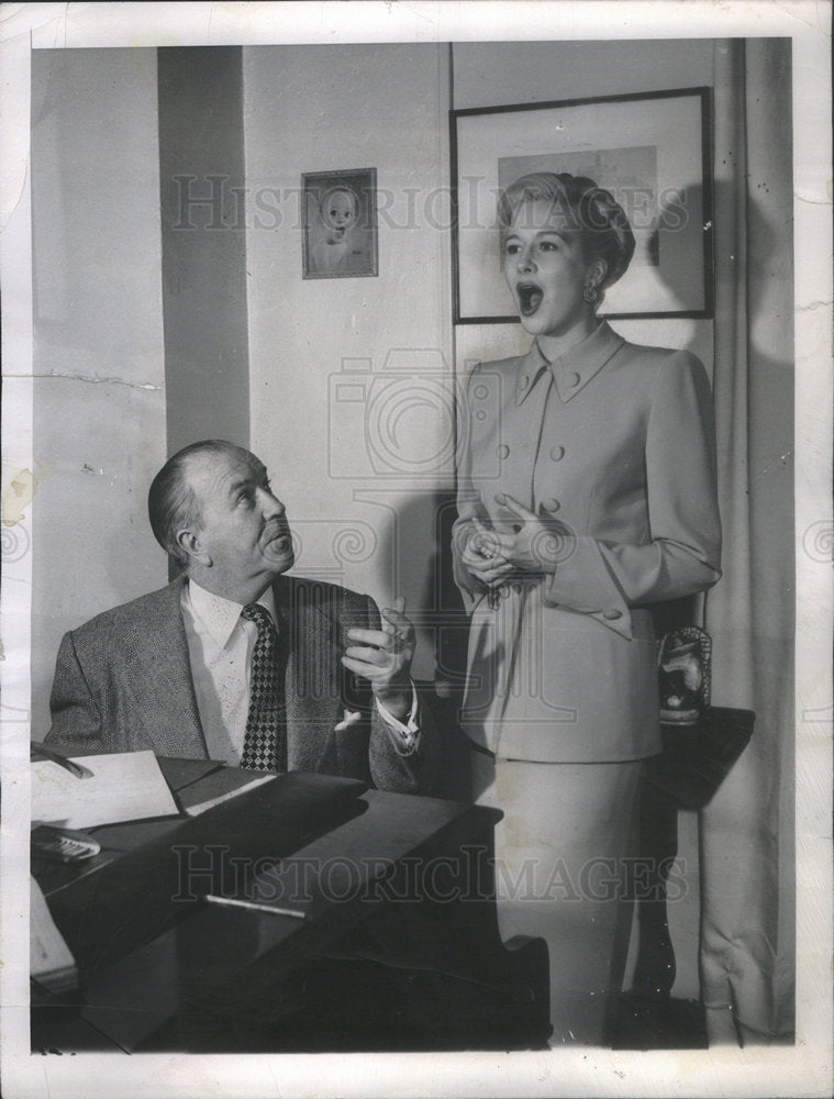 1949 Marilyn Maxwell Actress John Quinlan Vocal Teacher - Historic Images