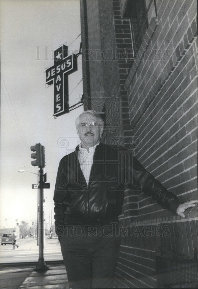 1989 Press Photo Director Del Maxfield - Historic Images