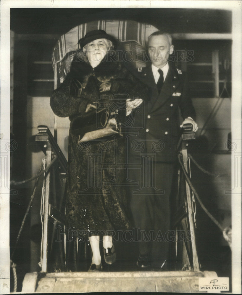 1937 Press Photo MRS. D. BUCHANAM MERRYMAN AUNT MRS. WALLIS SLIMPSON - Historic Images