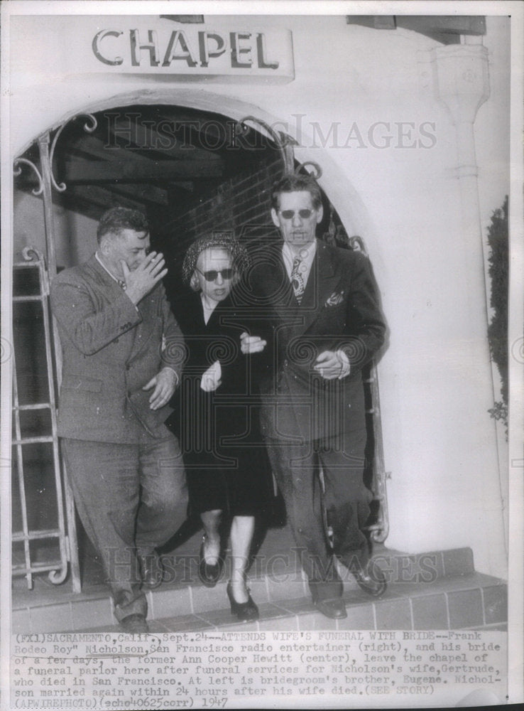 1947 Frank Nicholson Leaving Dead Wifes Funeral with New Wife of 24h - Historic Images