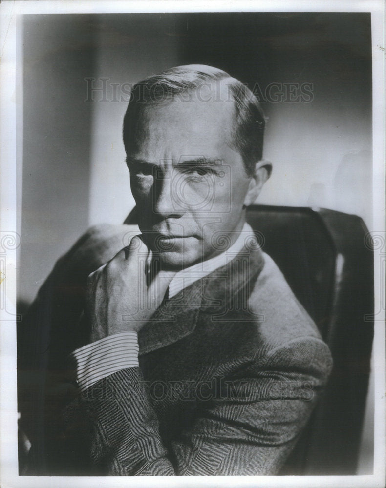 1973 Press Photo TV Star Ray Walston The Student Price Film - Historic Images