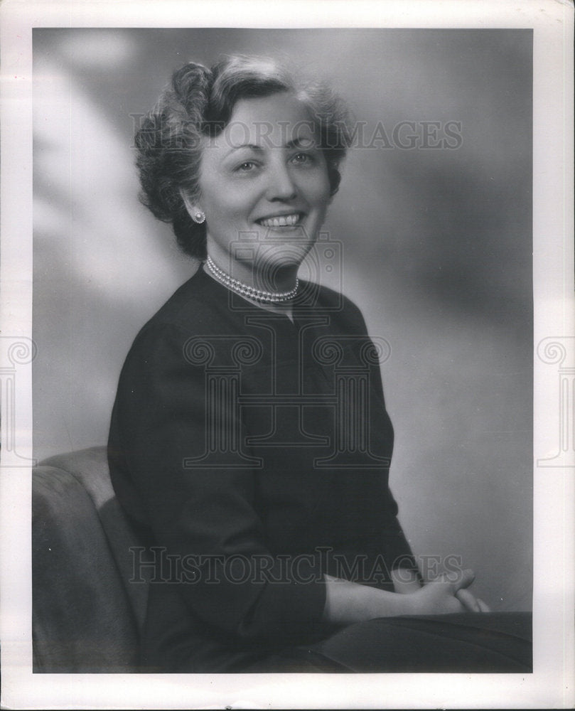 Press Photo Mrs Basil Walthers Daily News Stewart Rodgers Studio - Historic Images