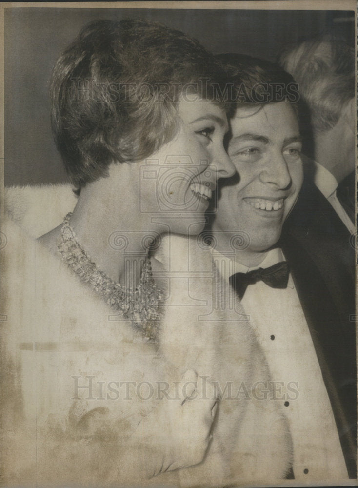 1967 Actress Julie Andrews Husband Tony Walton - Historic Images