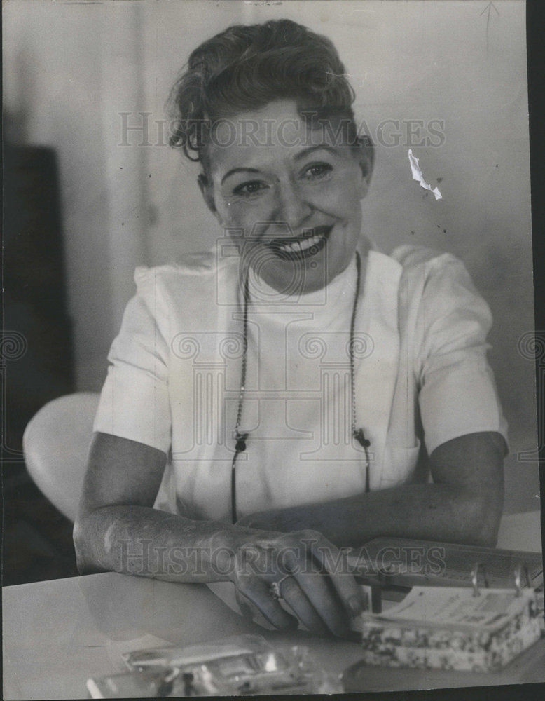 1965 Co- operator of Miami Mrs. Francis - Historic Images