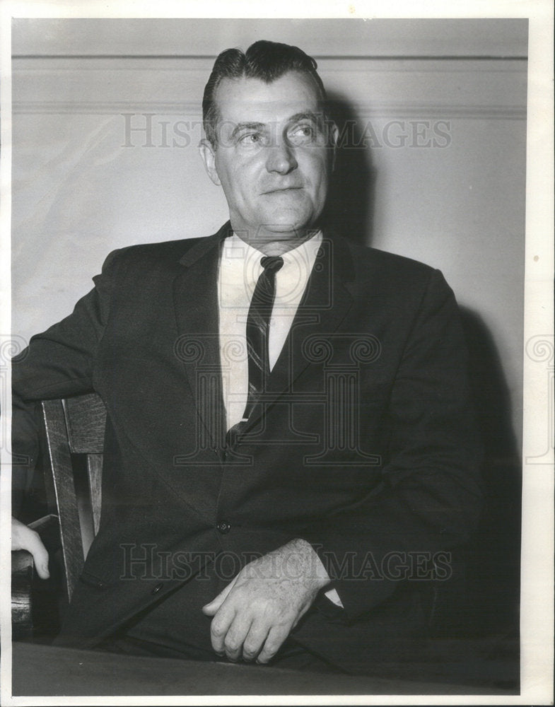 1963 Press Photo Vincent Masi Accused of Bribing a Probation Officer - Historic Images