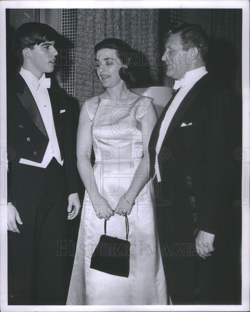 1965 Press Photo Mrs. Bill Mauldin - Historic Images