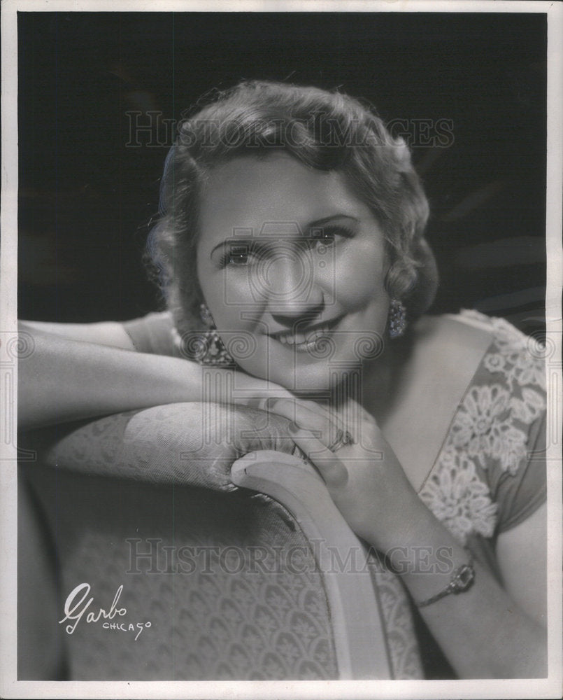 1952 Norma Ballard, Ballad-Dear And Organist - Historic Images