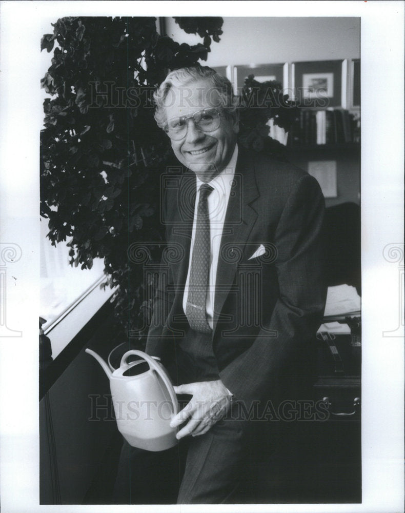 1993 Press Photo Peter Merlin, Attorney/President Chicago Horticultural Society - Historic Images