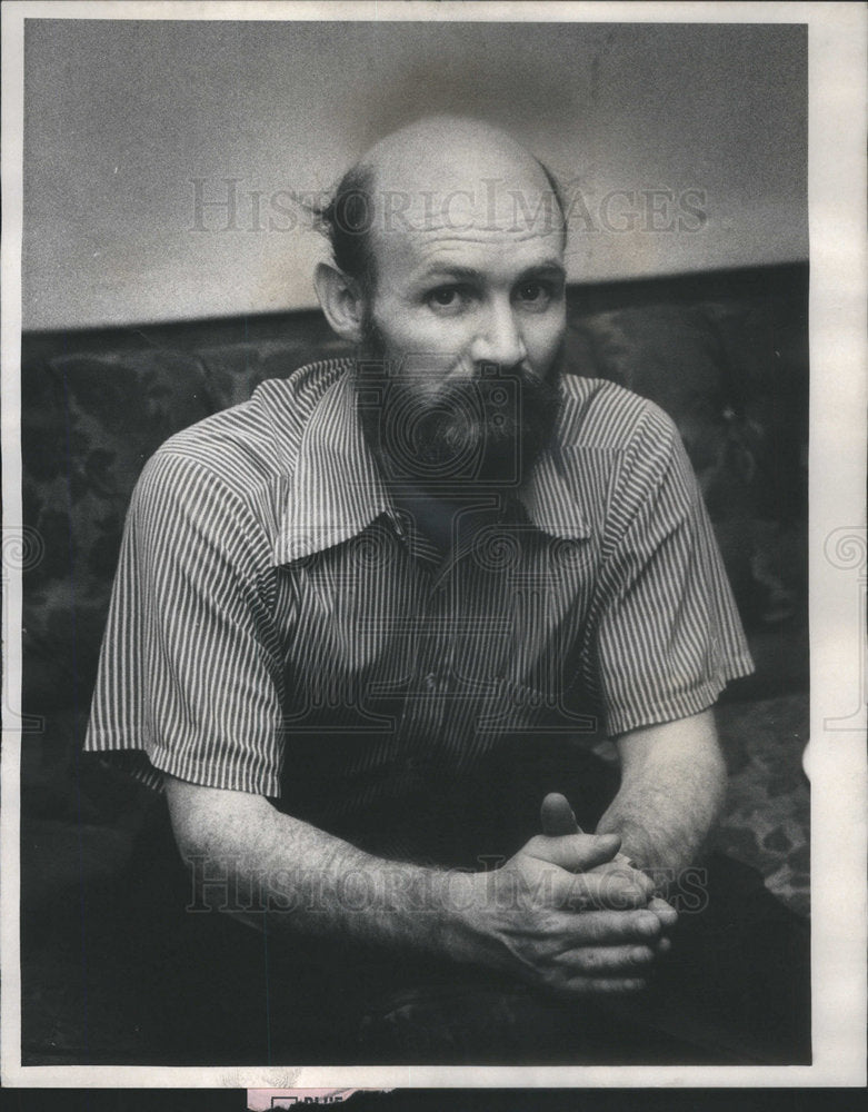 1975 Ronald Mayes, mistakenly arrested - Historic Images