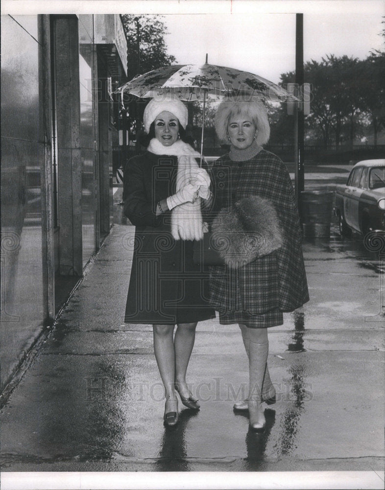 1968 Mrs.Rocco A. Masessa and daughter Judy - Historic Images