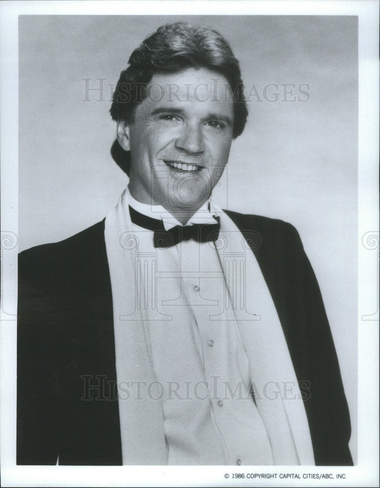 1986 Press Photo Tom Mason Stars In Jack and Mike - Historic Images