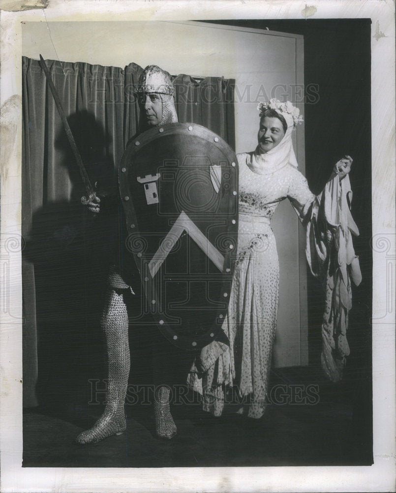 1956 British Consul General Mason With Wife Medieval Costumes - Historic Images