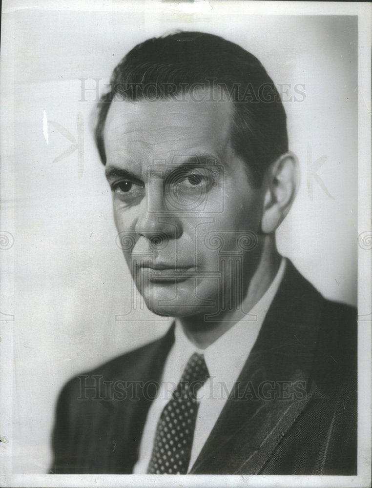 1952 RAYMOND MASSEY CANADIAN AMERICAN ACTOR - Historic Images